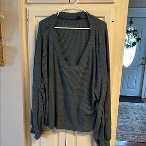 Blue Ribbed V-Neck Sweater 4x